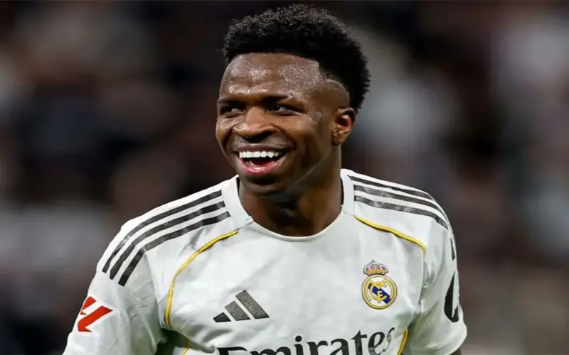 “طريق مسدود”.. فينيسيوس جونيور في موقف محرج بشأن مستقبله مع ريال مدريد